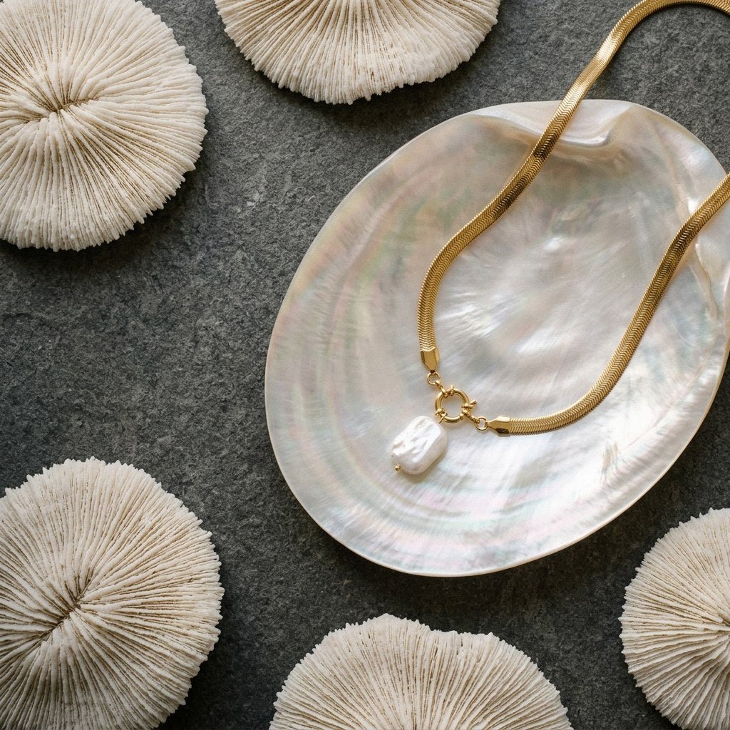 Pearl Pendant Choker