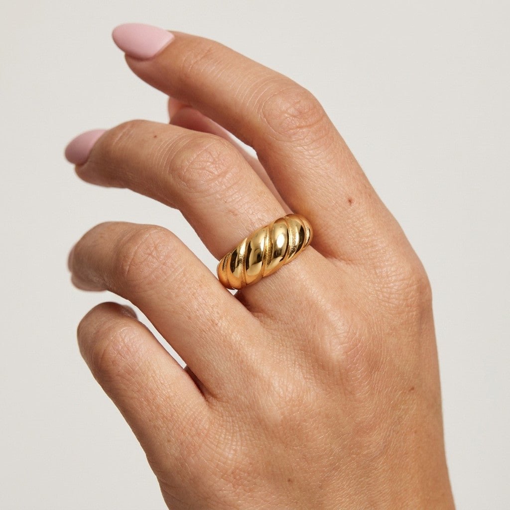 Croissant Ring