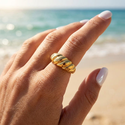 Croissant Ring