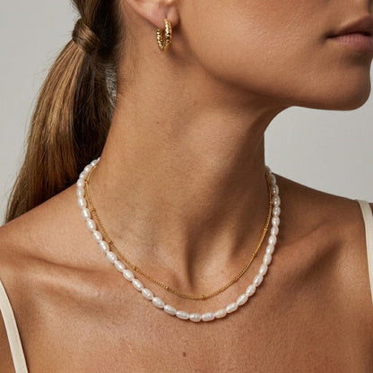 Pearl And Gold Chain Necklace